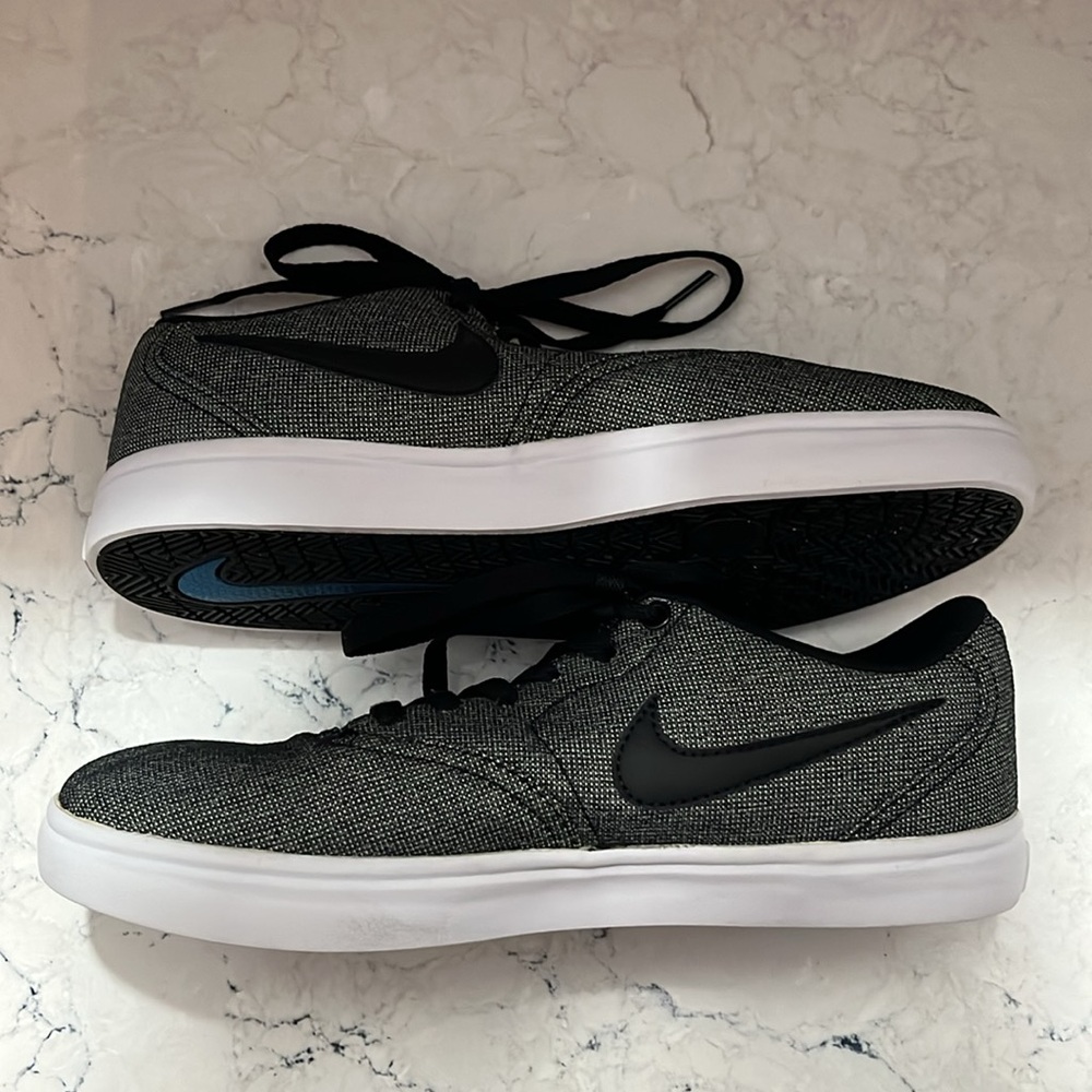 Nike SB canvas lace-ups - Picture 6 of 8